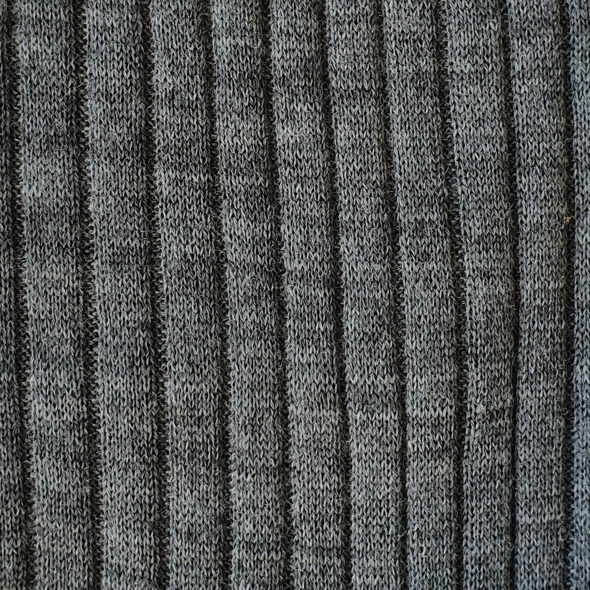 Bresciani Ascanio medium grey ribbed merino wool socks
