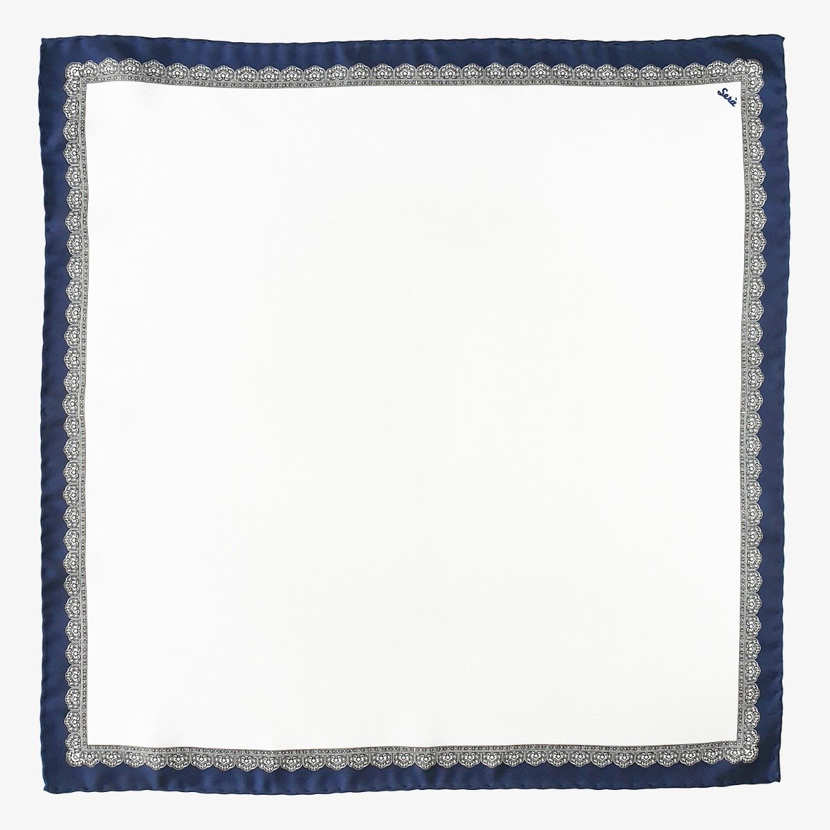 Serà Fine Silk balta su mėlynais kraštais šilkinė švarko nosinaitė