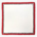 Serà Fine Silk balta su raudonais kraštais šilkinė švarko nosinaitė