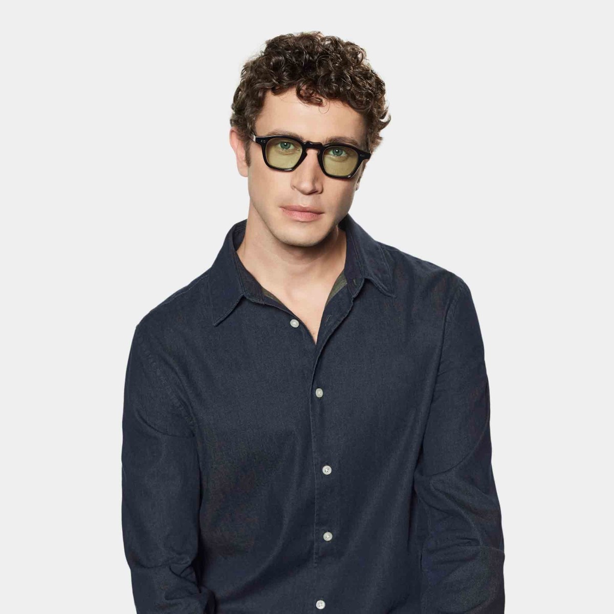 TBD Eyewear Cord saulės akiniai juodais rėmeliais ir žaliais lęšiais