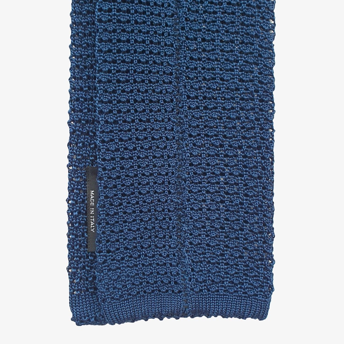 Serà Fine Silk navy blue knitted silk tie