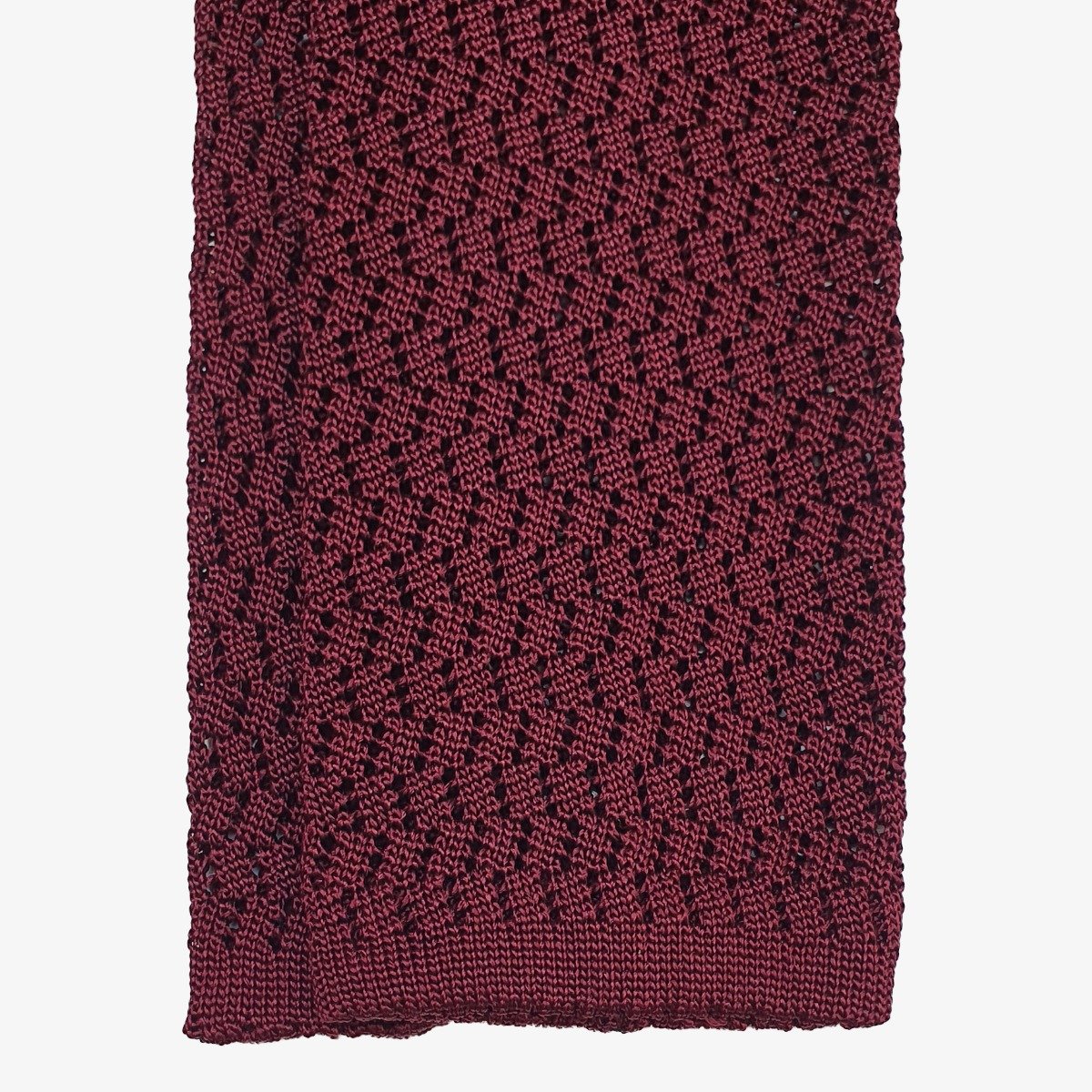 Shibumi Firenze burgundy zigzag knitted silk tie