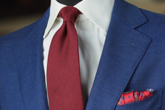 5 Colorful Shirt, Tie And Blue Suit Combinations - The Noble Dandy