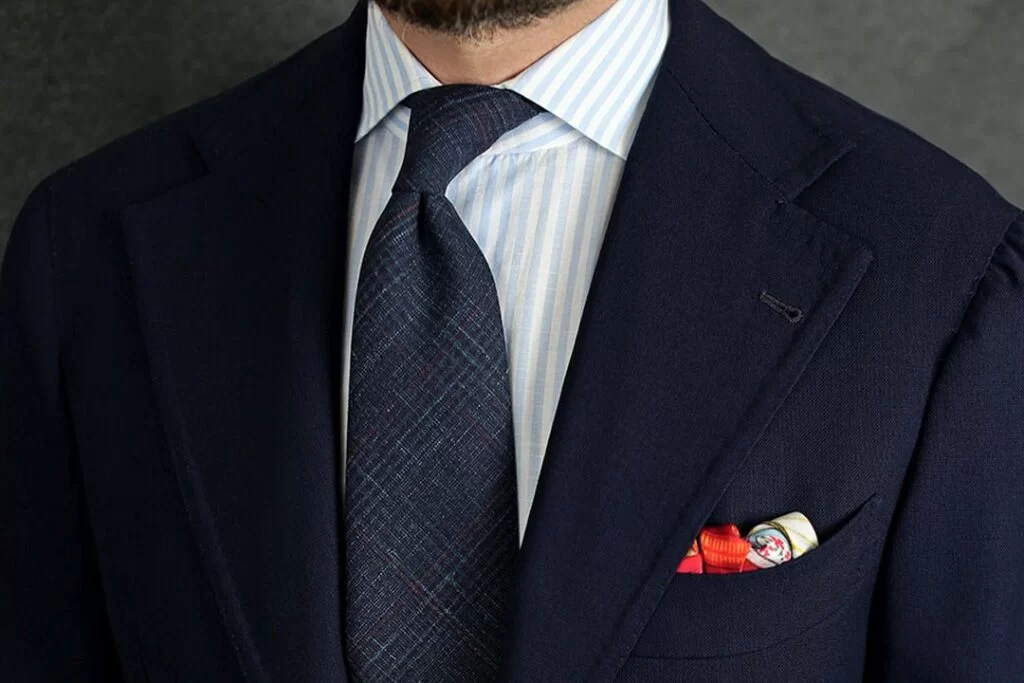 matching a tie to a suit