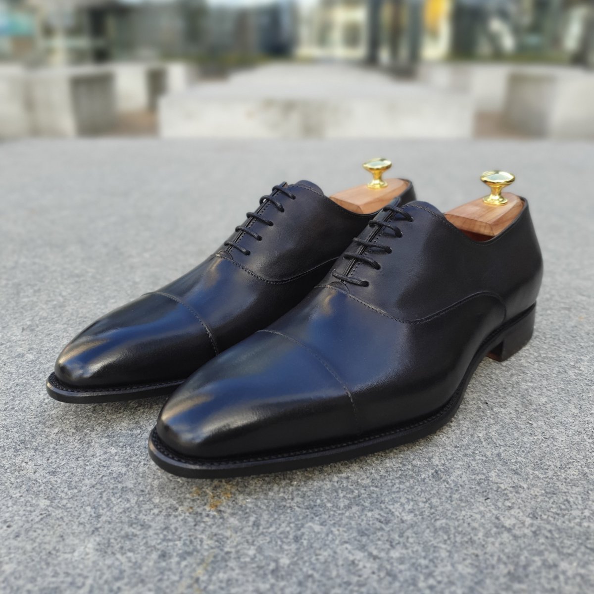 Black oxford shoes - top 3 shoes