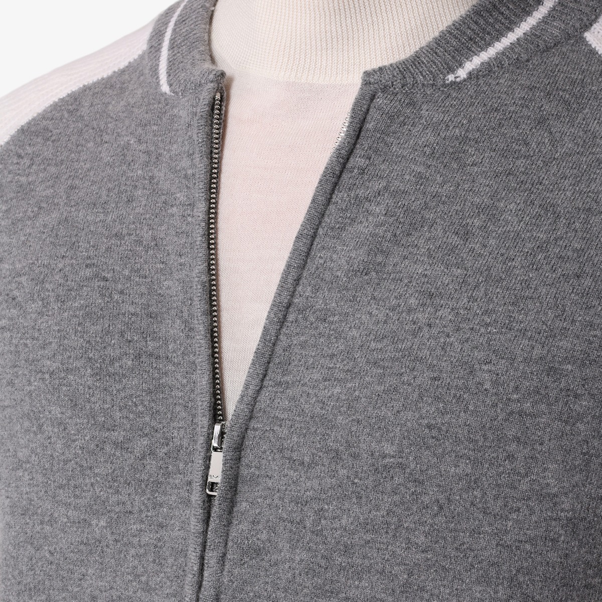 BML grey and white wool and cashmere crew neck zip cardigan