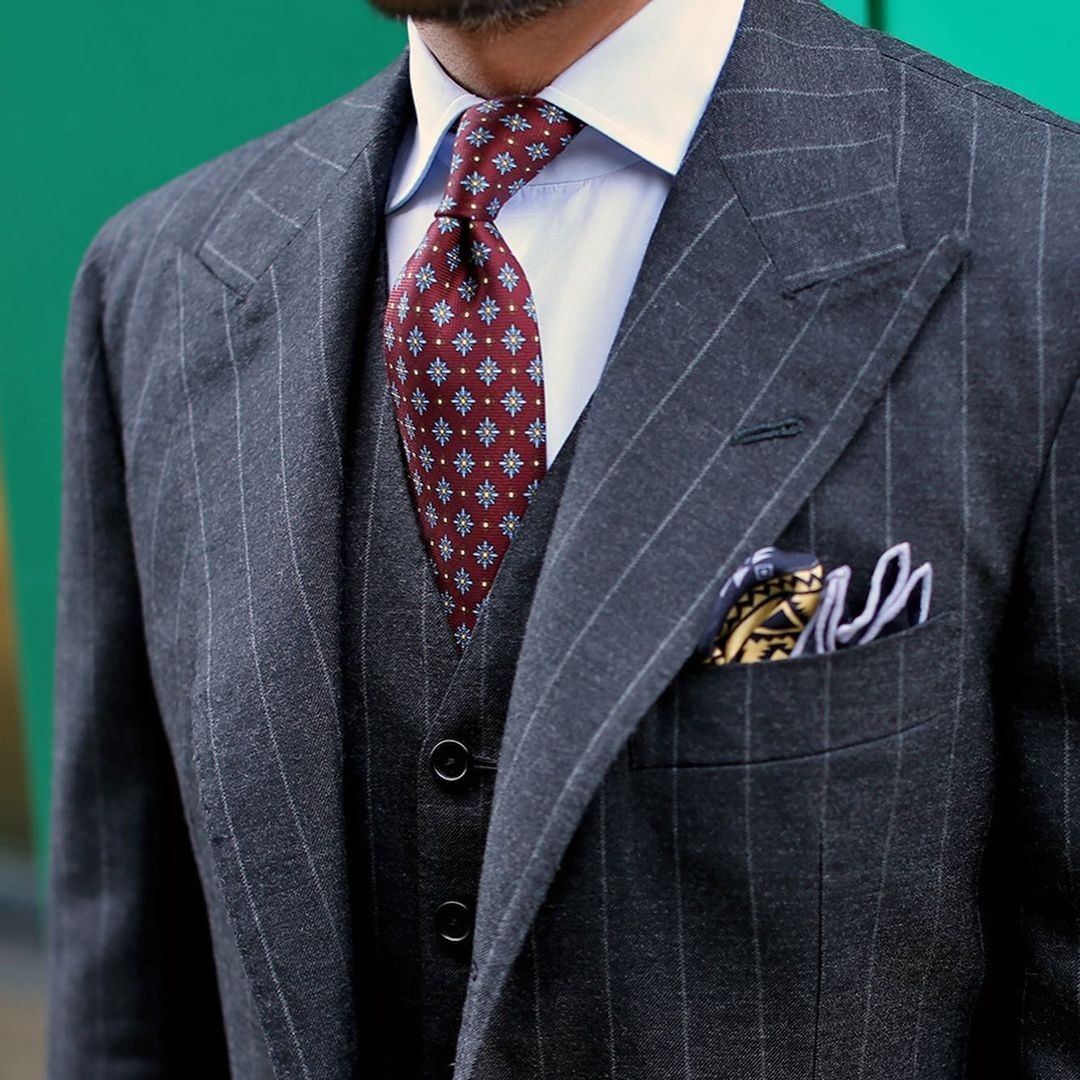 Shibumi Firenze burgundy silk tie with blue floral pattern